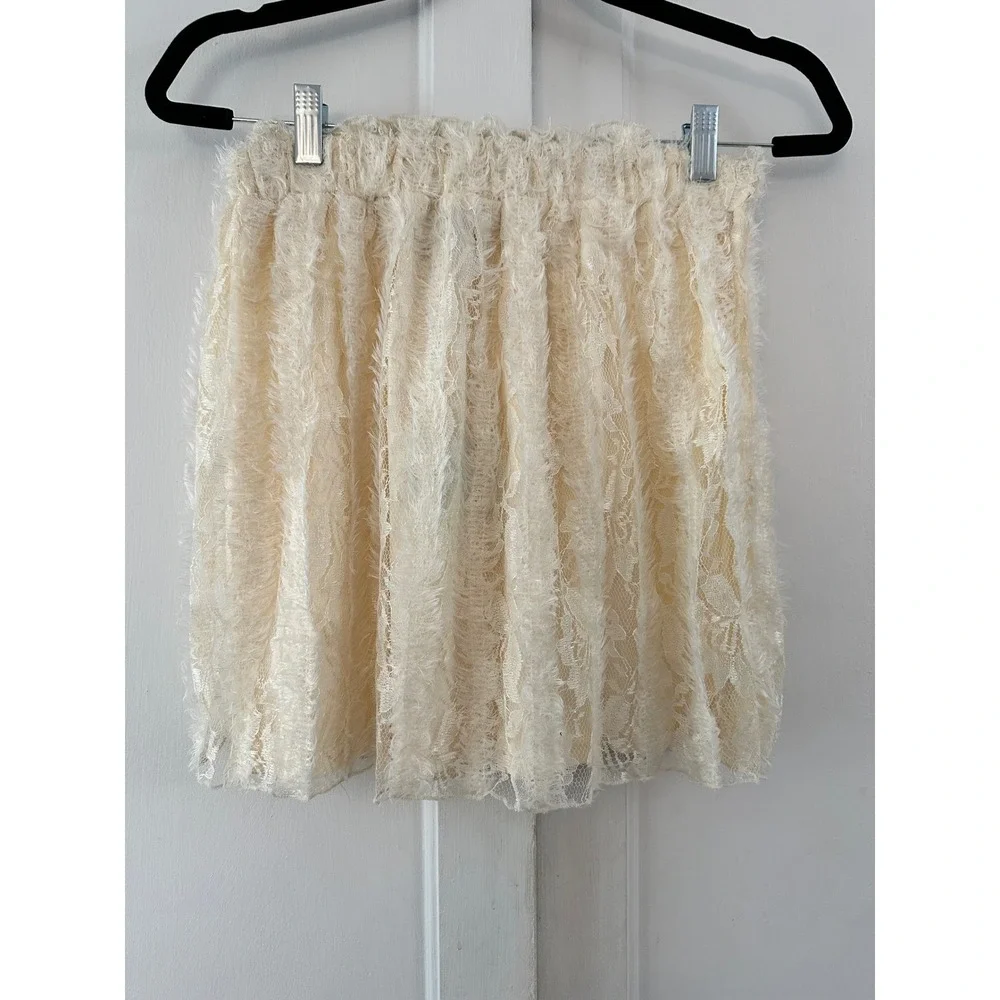 Hayden Los Angeles Cream Lace Shaggy‎ Fluffy Mini Skirt Size S
